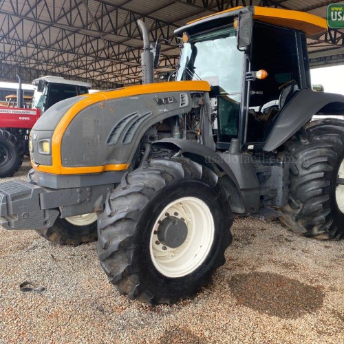 Trator Agrícola Valtra BT190