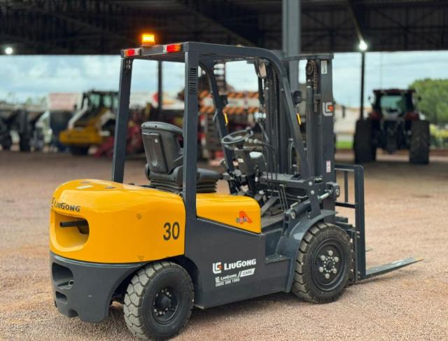 EMPILHADEIRA LiuGong 