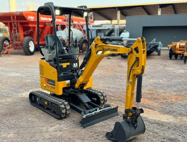 MINI ESCAVADEIRA LIUGONG