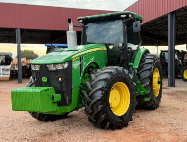 TRATOR JOHN DEERE 8320R